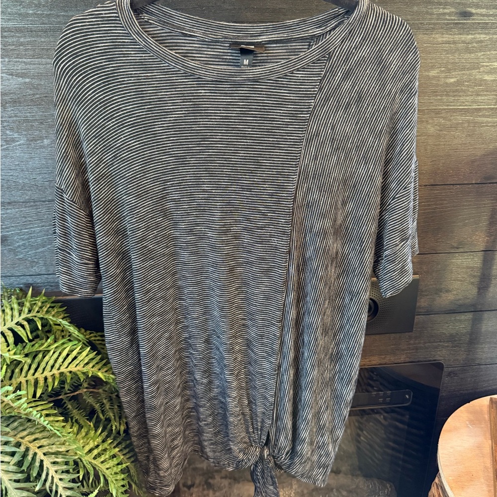 Mossimo Supply Co. Black and Gray Striped Short Sleeve Top